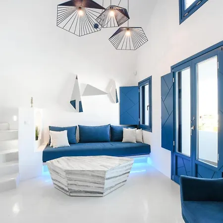 Blue White Villa Monolithos