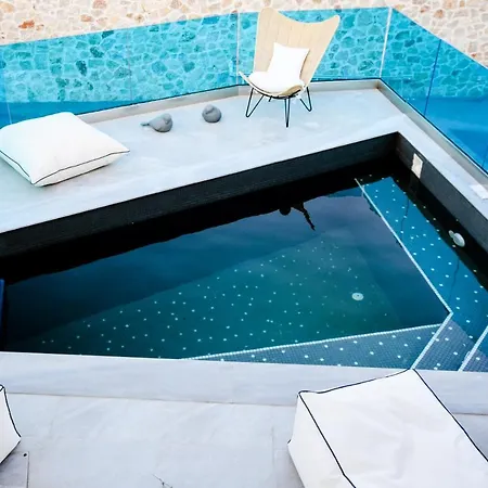 Blue White Villa Monolithos