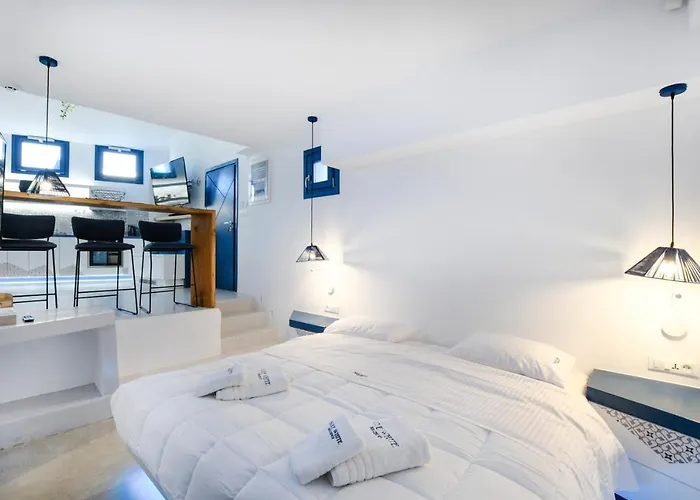 Villa Blue White Monolithos (Santorini)